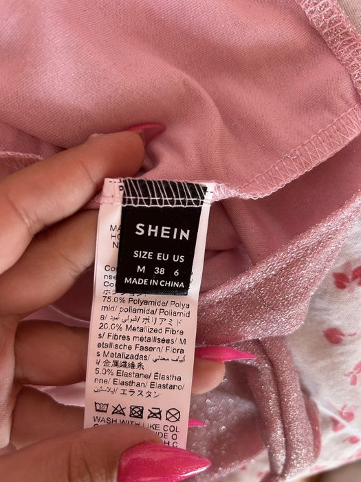 Блестяща розова рокля от Shein