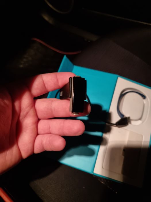 Brățară fitness electronică FITBIT alta