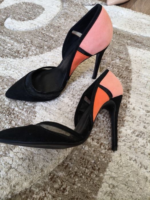 Vând Pantofi si sandale