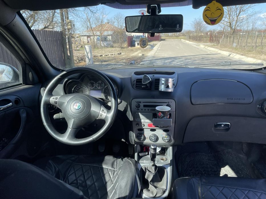 Vând alfa Romeo 147