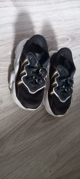 Кроссовки Адидас