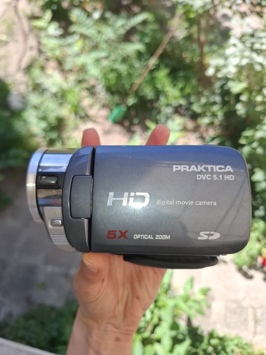 Компактна дигитална видеокамера PRAKTICA DVC 5.1 HD