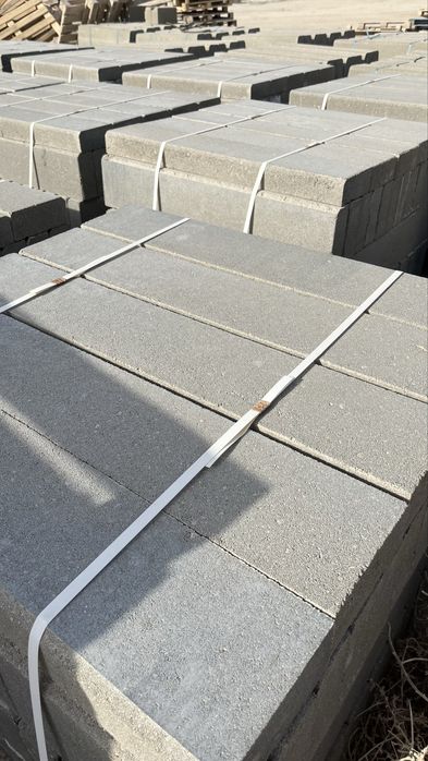 Поребрик, вибропрессованный поребрик