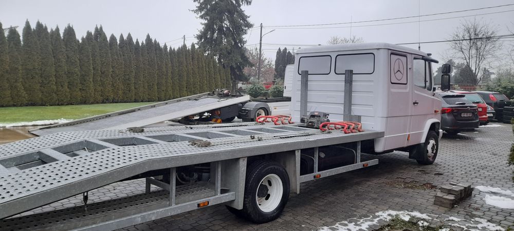 Camion platforma transport autoturisme Mercedes Vario 814