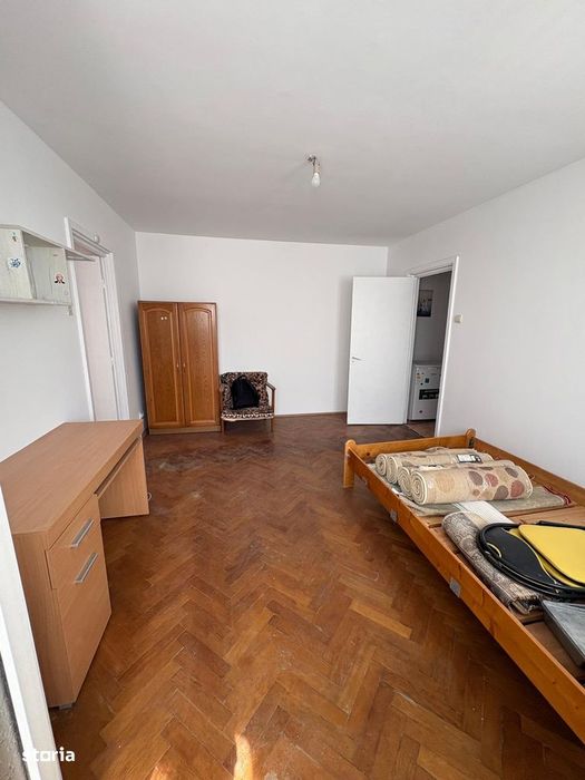 2 cam sd 50 mp zona podu ros modelul cu 3 debarale et 3/4 81.000 eur