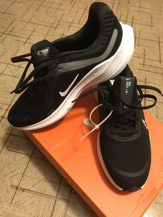 NIKE кроссовки 42,5