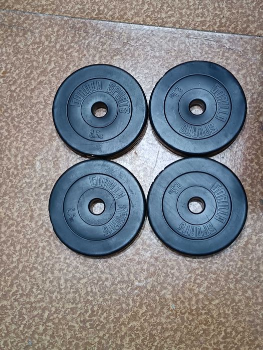 Продавам тежести 4 броя по 2.5кг