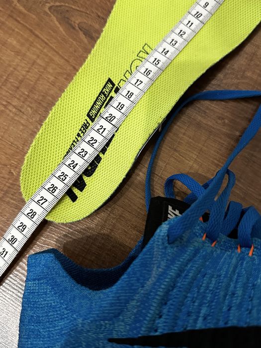 Беговые кроссовки Nike Free RN Flyknit