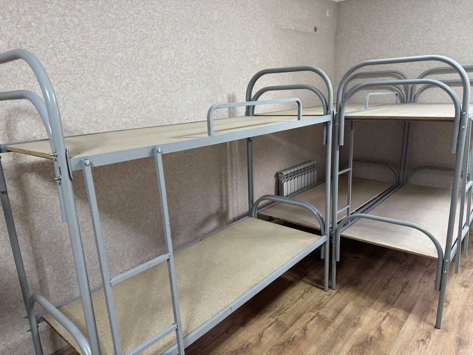 Кровать двухьярусный