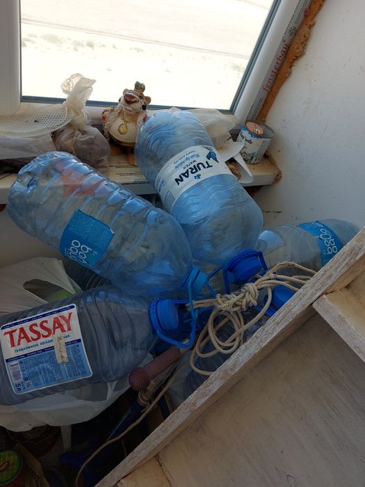 Продам баклашки 5 литровые