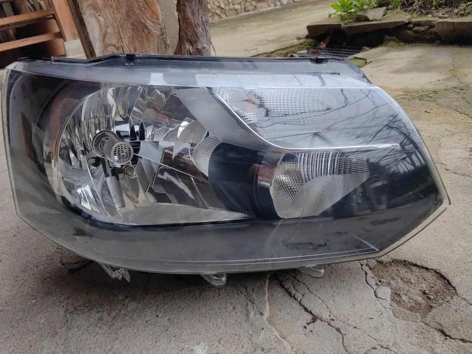 Фар VW Transporter T5 Face Cravelle Multivan десен / Фар Транспортер