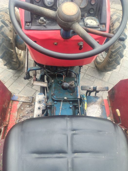 Vand tractor u 445 dt carte de identitate