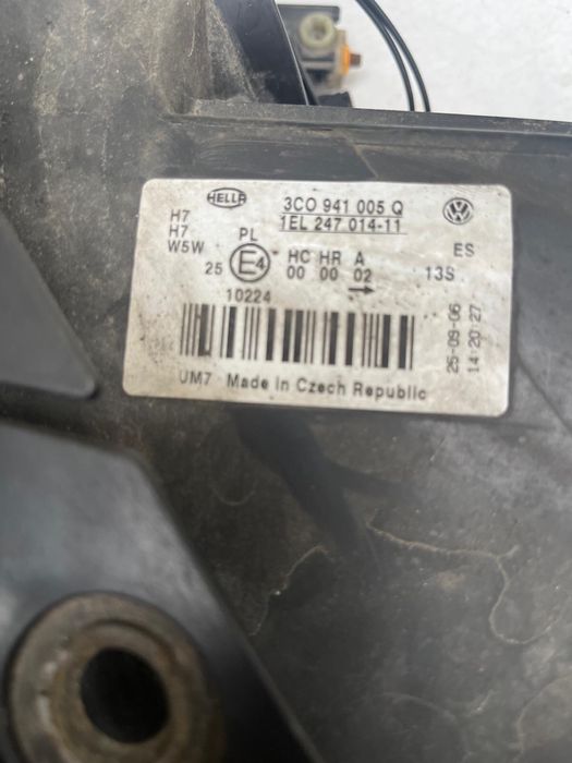 Far Stânga VW Passat B6 (2005-2010) Original HELLA - Cu Lupă