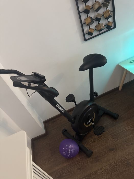 Bicicleta fitnes micuta