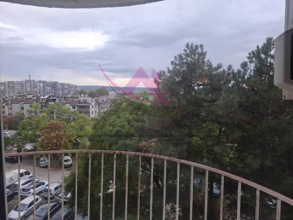 Двустаен под наем в Цветен квартал