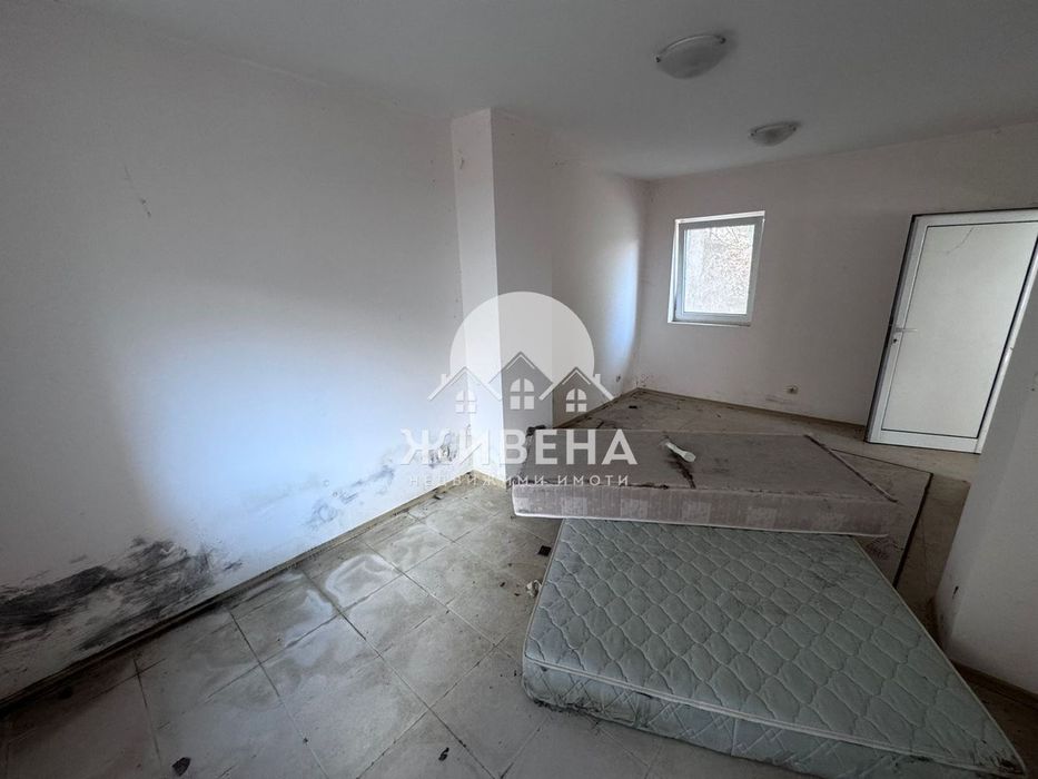 Продава къща за ремонт в гр.Балчик, площ 100 кв.м