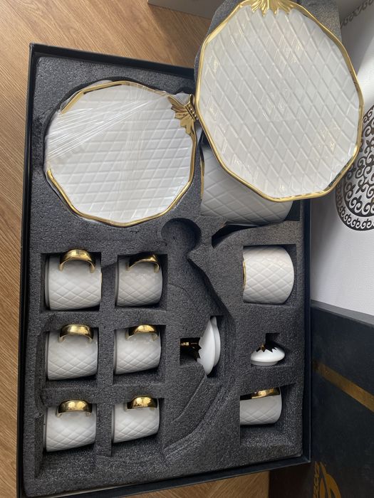 Набор посуды на 6 персон