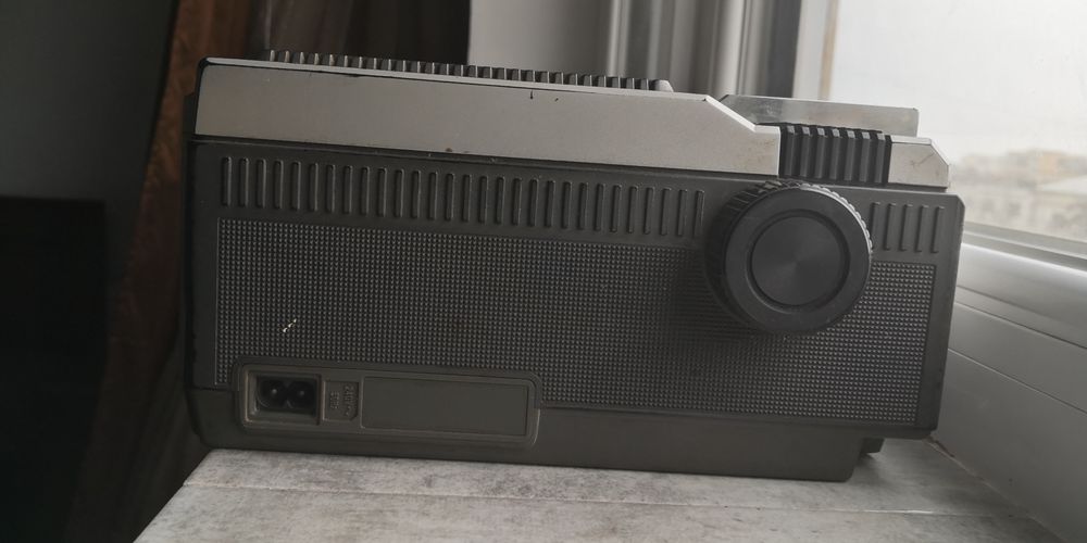 radio-castofon Ferguson perfect funcțional și la casetă