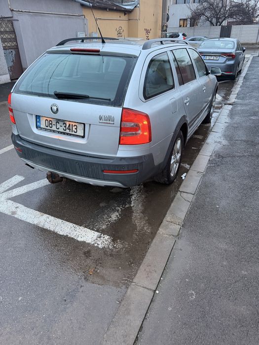 Dezmembrez dezmembrari skoda octavia 2 scout 4x4 2.0 BMM 6 T xenon