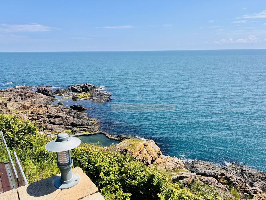 Продава се Къща в Созопол - 454 кв.м за 1461 €/кв.м - Снимка #4