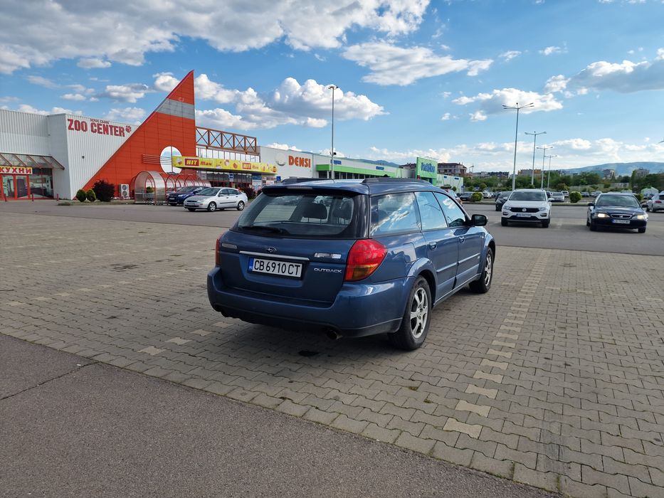 Subaru Outback 2.5 бензин 2005г
