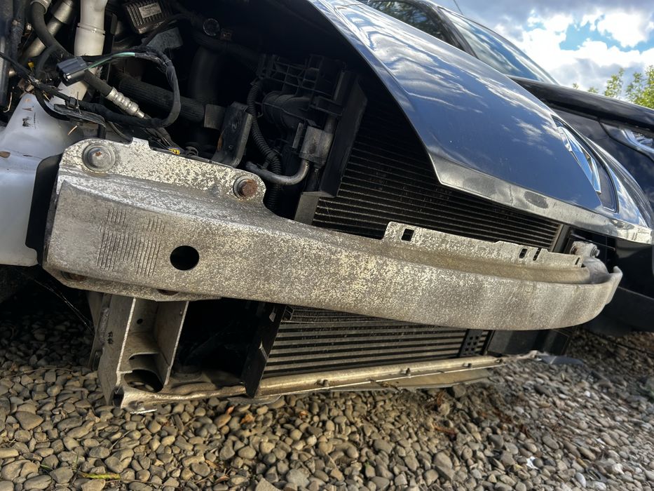 Capotă motor Renault Laguna 3 facelift 2011