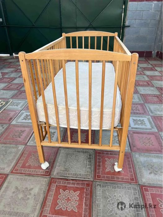 Продам детский манеж