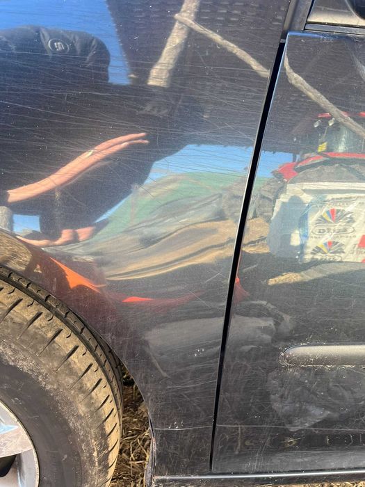 Aripa stanga fata Volkswagen Golf 5 1.6 FSI BLF 2006