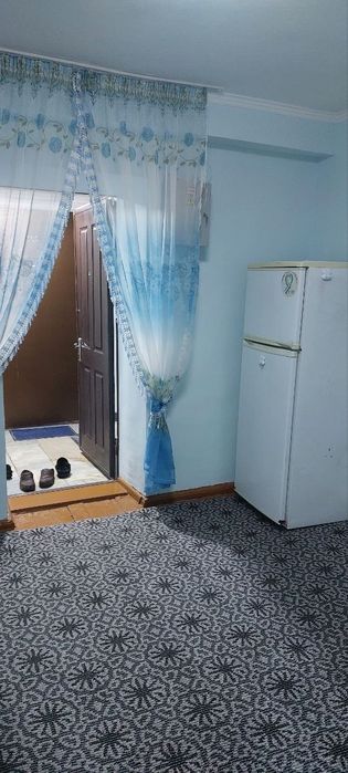 Дом сотилади обшижита