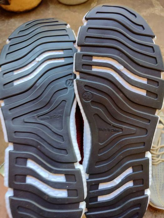 Мъжки маратонки 44 номер