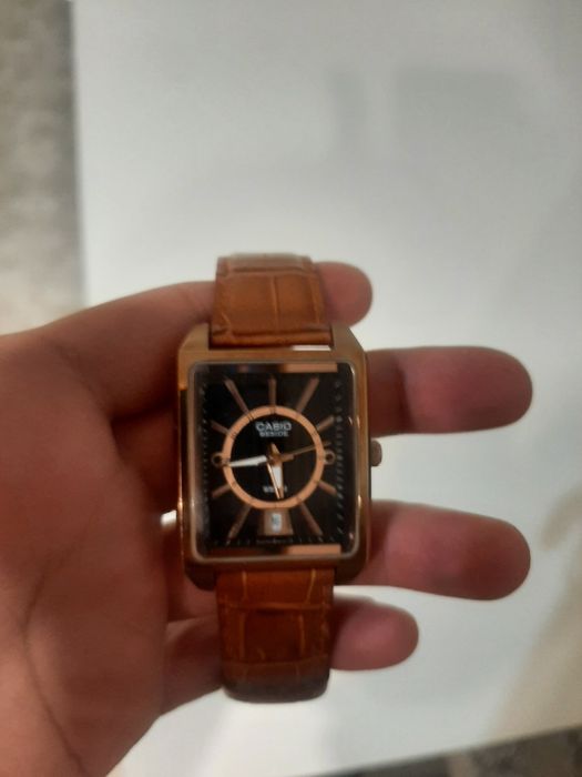 Продам часы casio в отличном состоянии