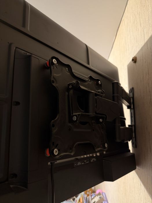 Продам Смарт телевизор samsung