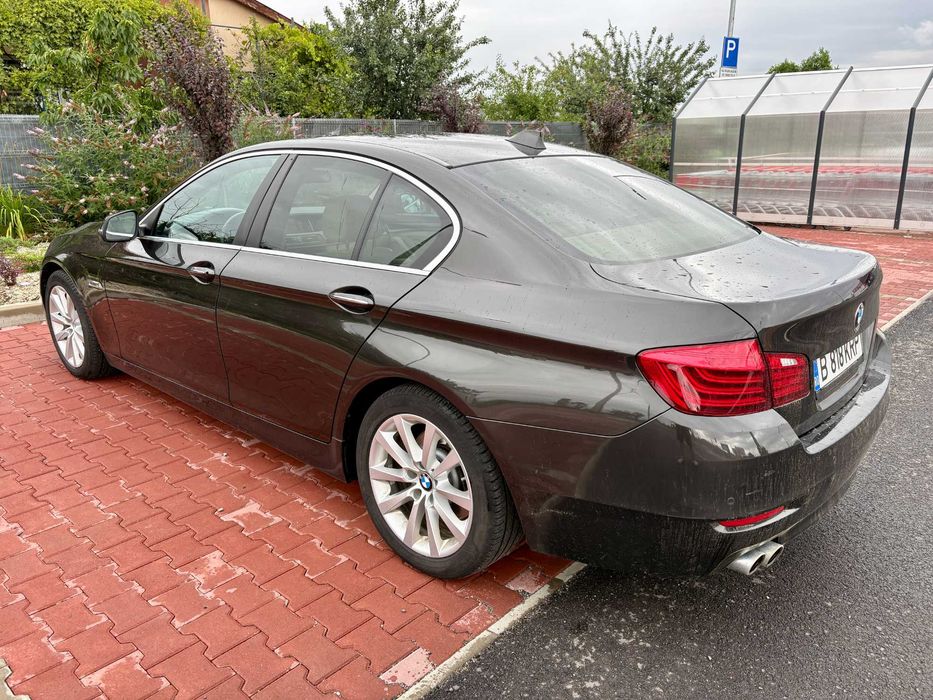 BMW Seria 5 F10/520d/Automat/4 Butoane