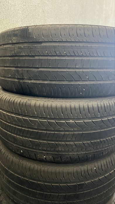 Продаеться шины 17