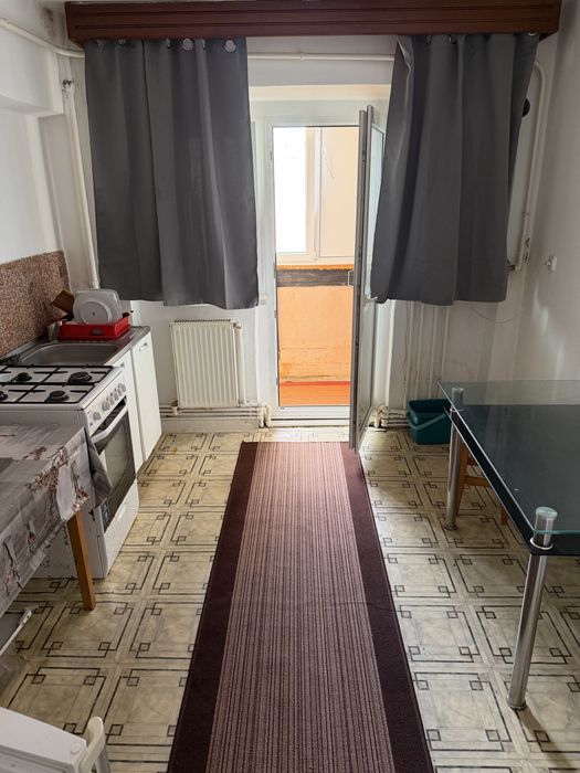 ofer apratament in chirie  2 camere zona plantelor