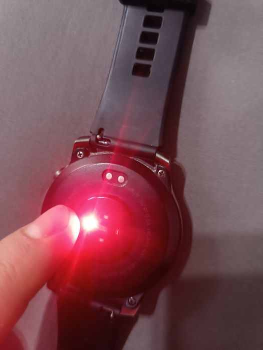 Смарт-часы Cybros DM 50.