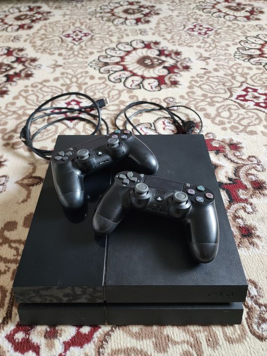 PS4 Satiladi    !