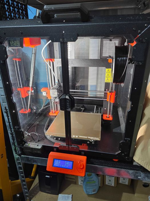 Imprimanta Prusa MK3S + Original Prusa Enclosure