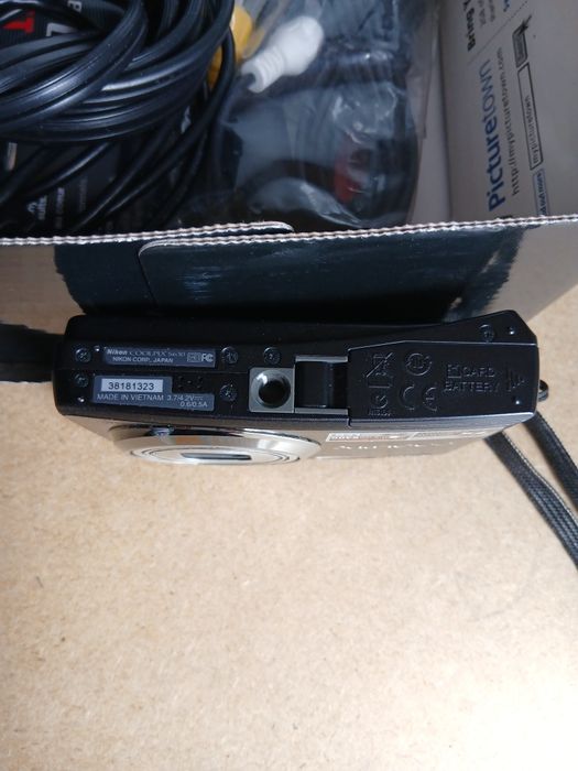 Aparat foto Nikon Coolpix S630