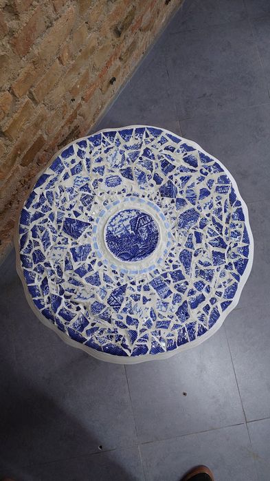 Дизайнерский столик