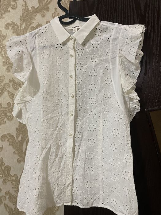 Рубашки и блузки разные в отличном состоянии