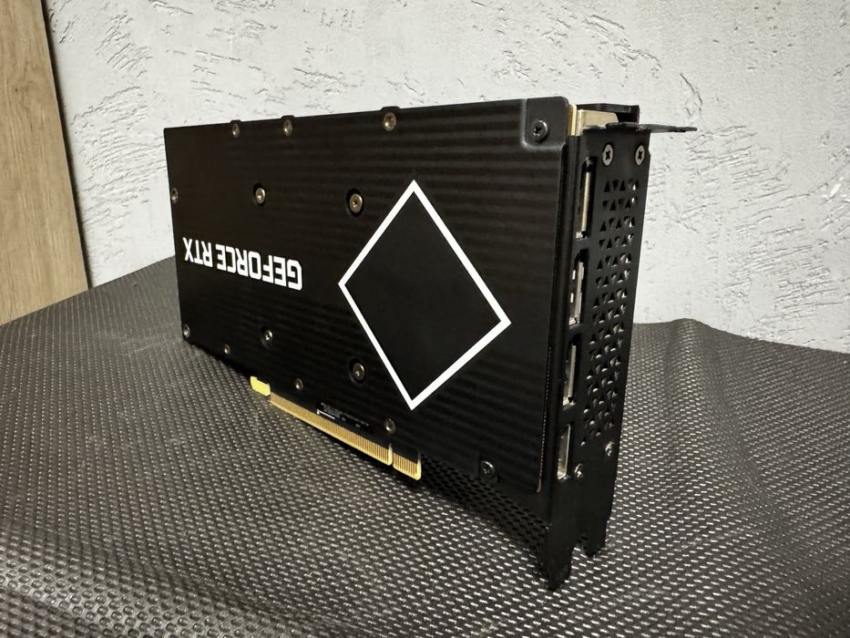 Placa video Gaming RTX 3060 Ti HP OEM 8GB – rece și puternică