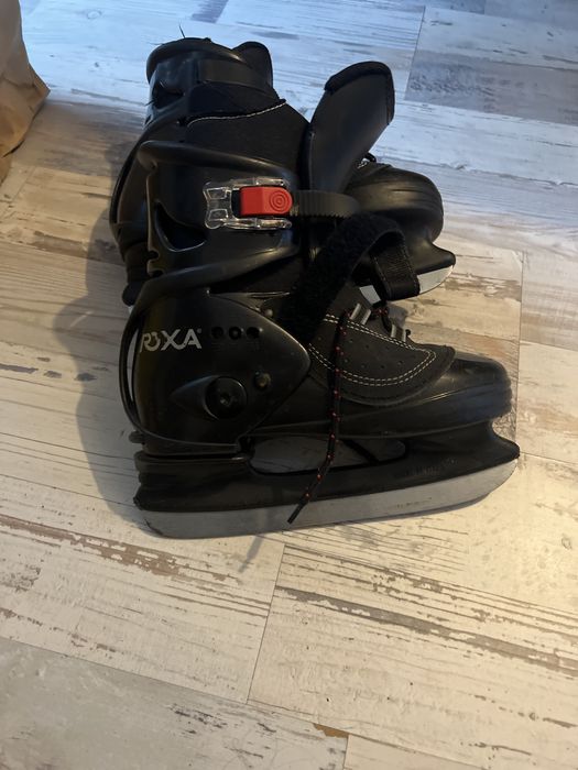 Patine marimea:32,33,34,35,36