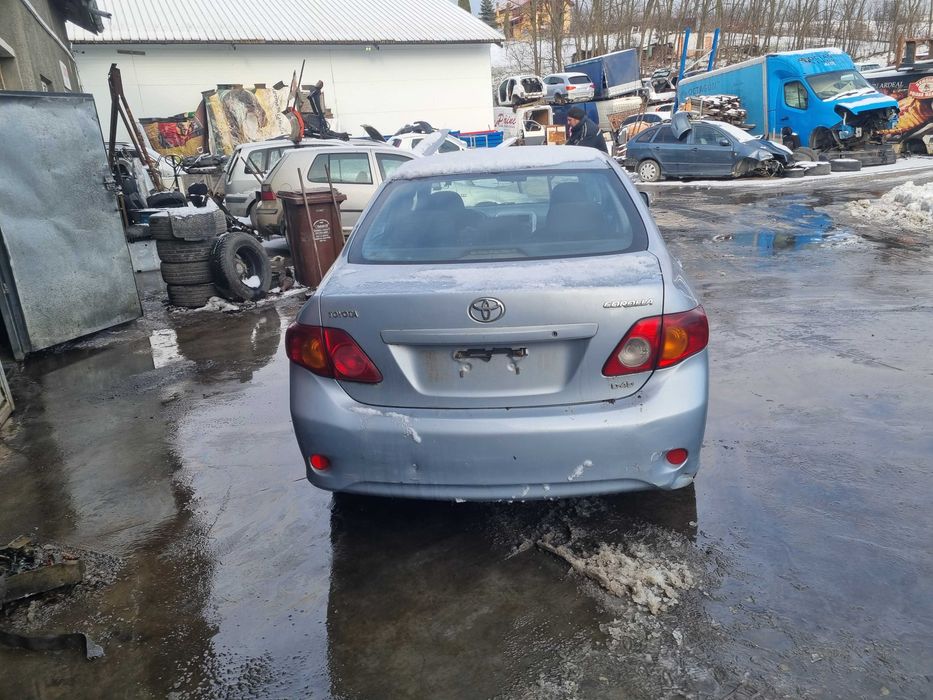 toyota corola 1,4 euro 4 din 2011