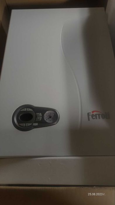 Газов кондензен котел Ferroli bluehelix tech 25C.