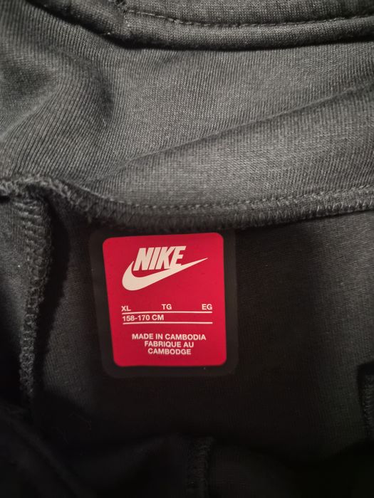 Къси панталони nike и тениска 158-170 размер
