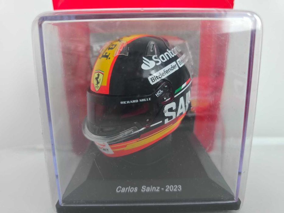 Casca Carlos Sainz Ferrari F1