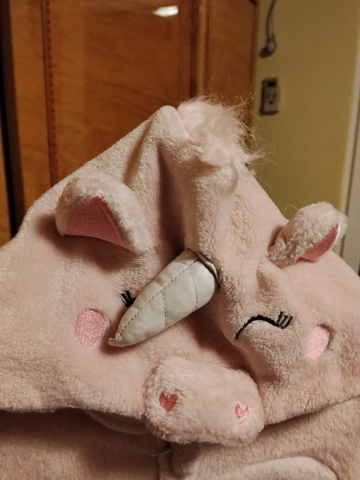 Vând pijama salopeta unicorn