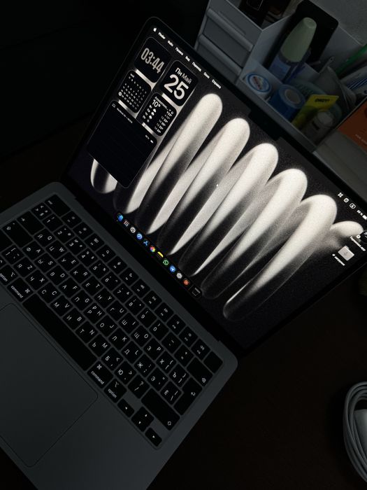 Macbook air m2 8/256