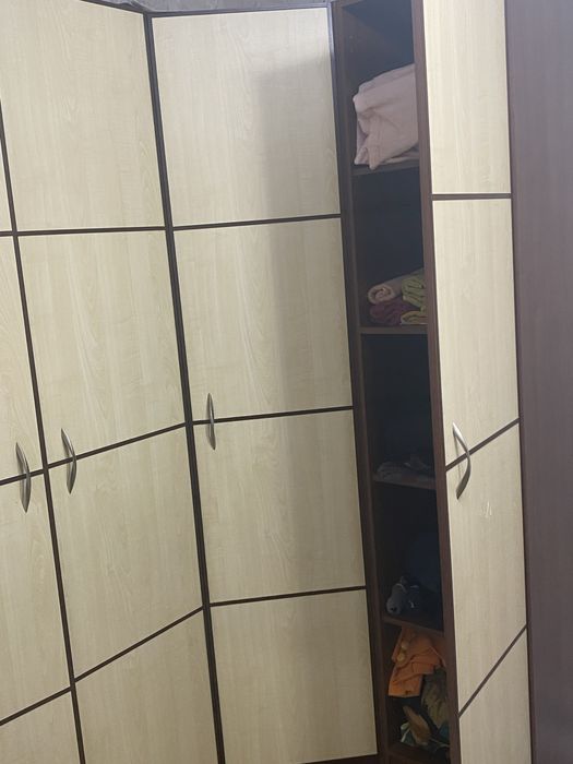 Продам шкаф